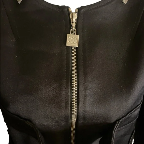 CHANEL Black Jacket 🖤2003🤍 Authenticated